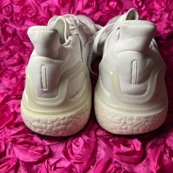 Womens ULTRABOOST 1.0 SHOES